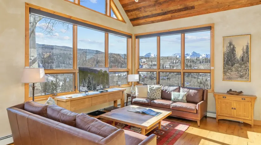 2.03 telluride solstice living room