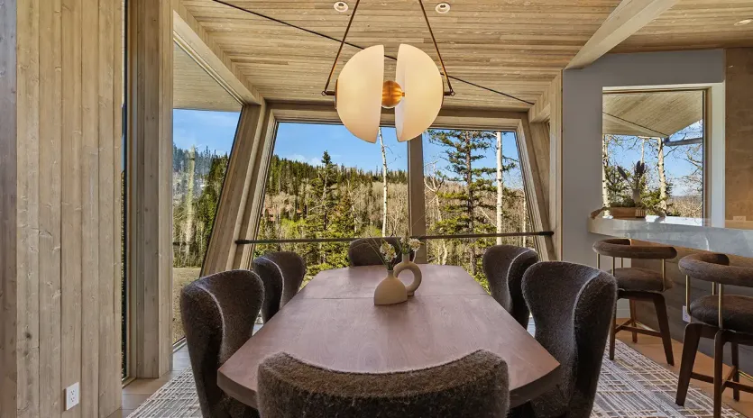 2.05 telluride monteluce dining 