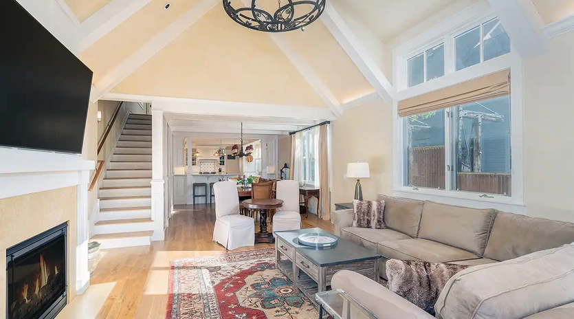 2.1 telluride pacific house living room1