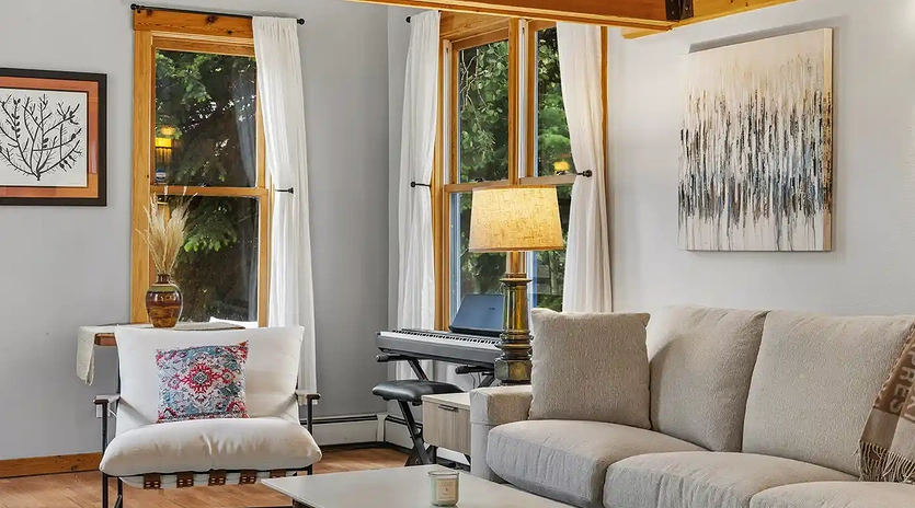 2.1 telluride town charm living room2