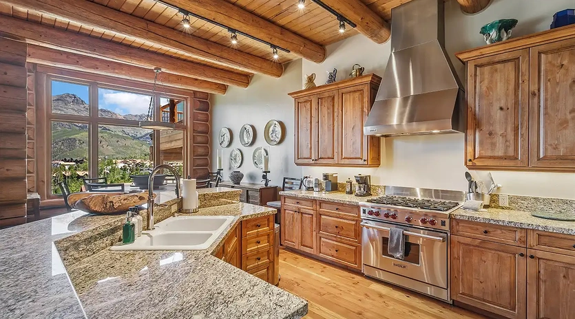 3.2 tristant 115 mountain village kitchen3