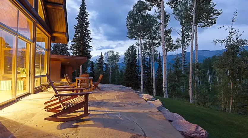 3.4 telluride alpen ridge patio5