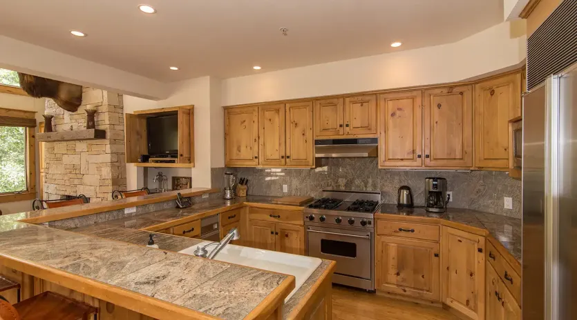 4.0 kitchen telemark b telluride   17 