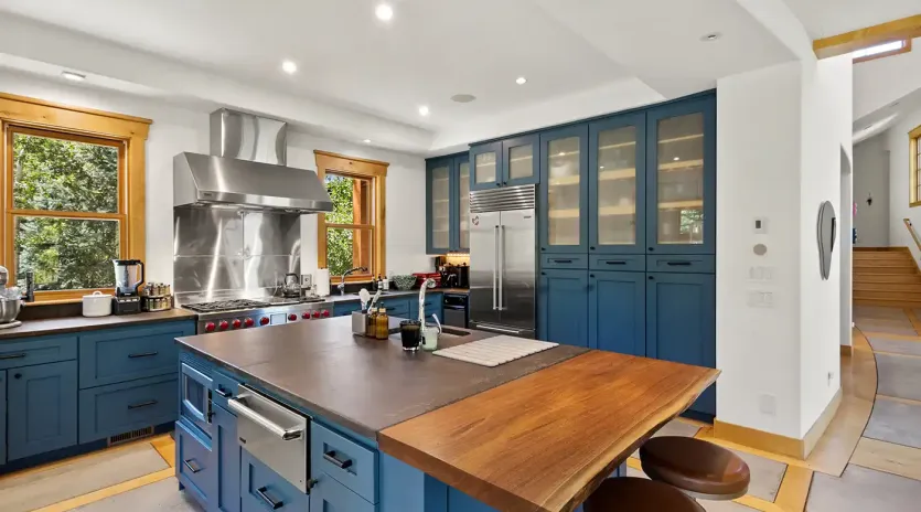 4.0 telluride golden knoll kitchen1