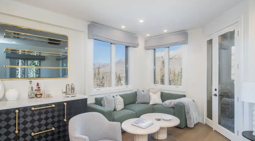 4.0 telluride lorian rise living room 