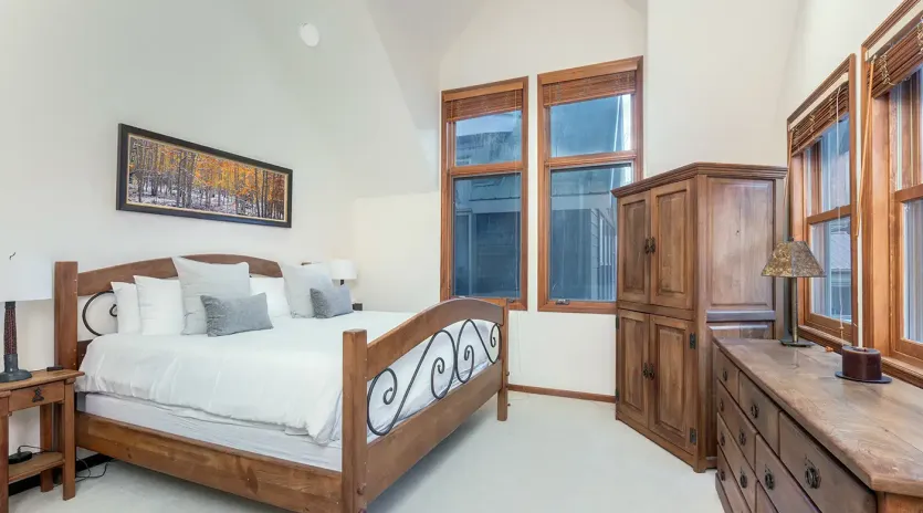 4.0 telluride south pacific townhouse primary suite