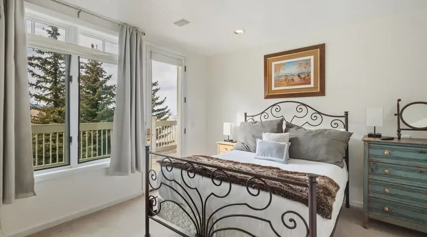 5.0 telluride centrum 302 primary suite1