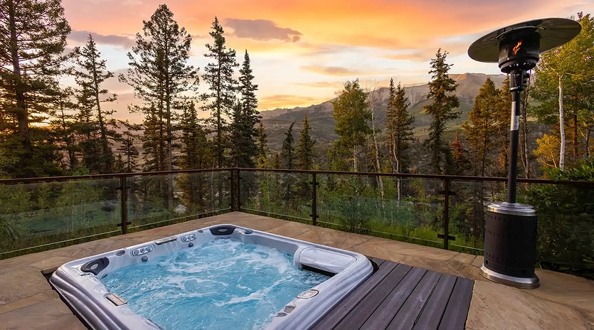 5.3 telluride overlook haus patio hot tub4