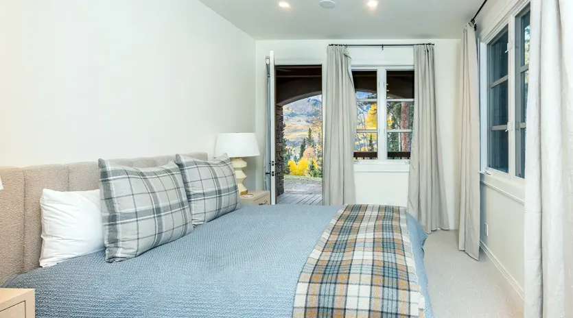 6.0 telluride lorian rise guest one