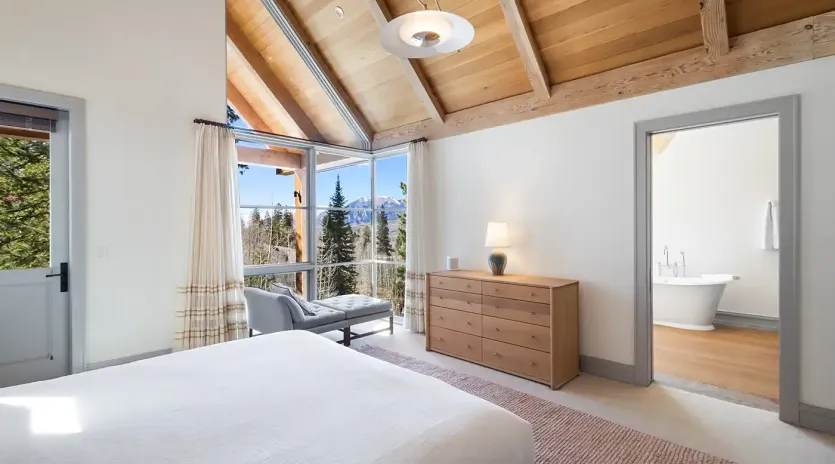 6.1 galloping goose chalet telluride primary suite2 2
