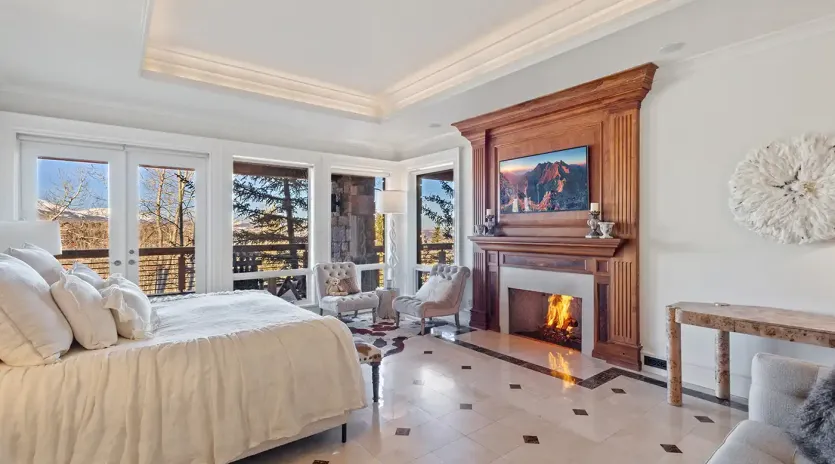 7.0 saison cinq mountain village primary suite1 1