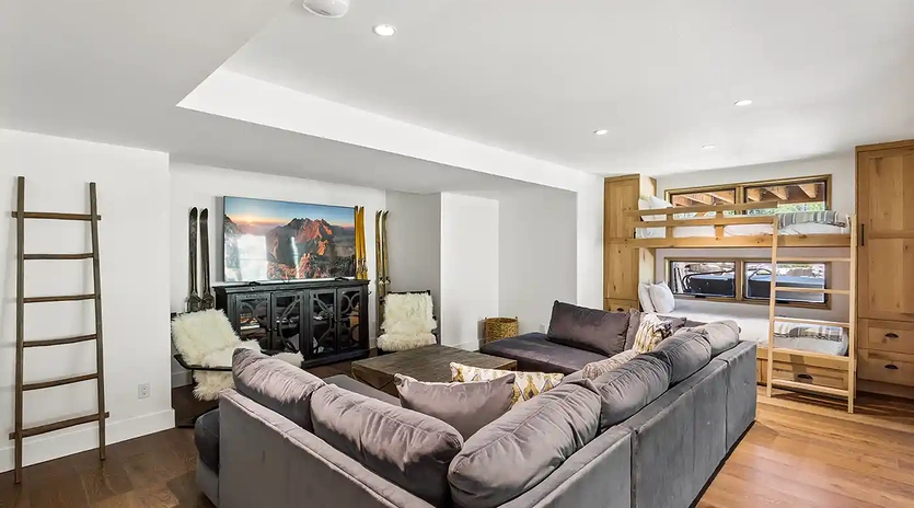 7.0 sunshine valley telluride bunk suite tv area1