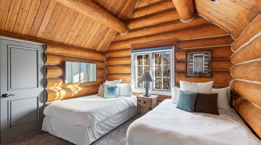 7.0 telluride sunlit snow guest two