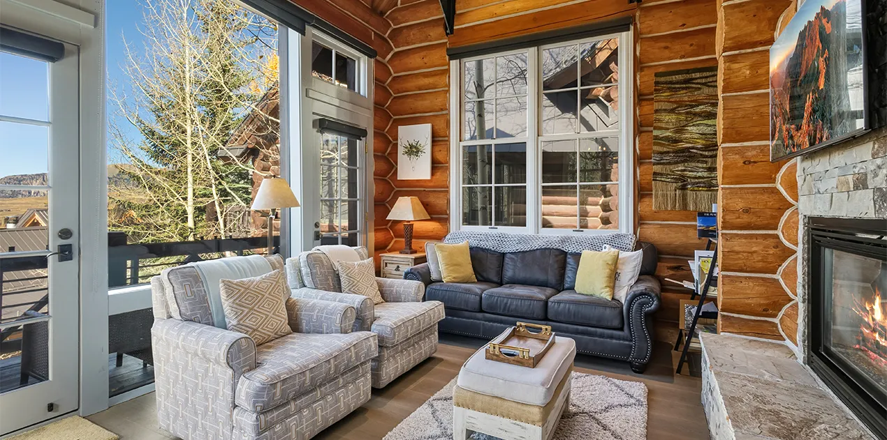 telluride sunlit snow gallery image