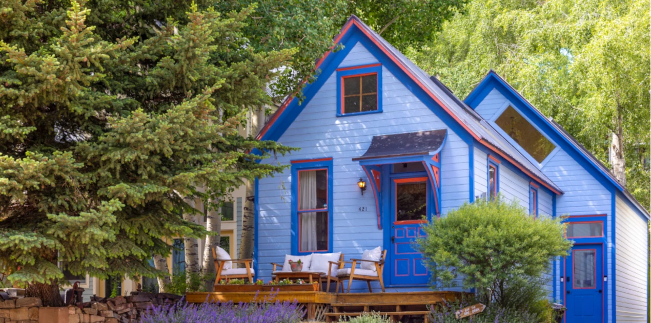 telluride town charm main trigger
