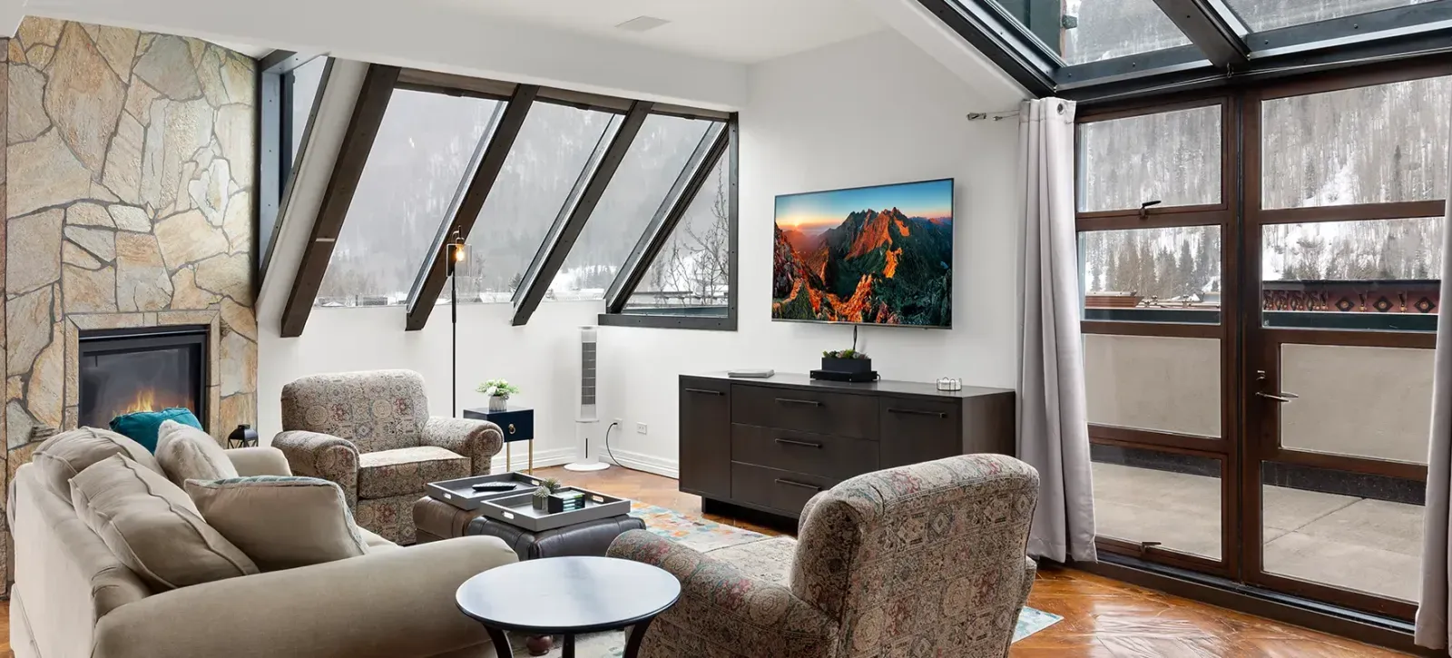 WINTERCROWN PENTHOUSE