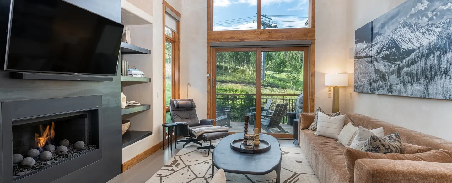 BRIGHTSIDE CHALET