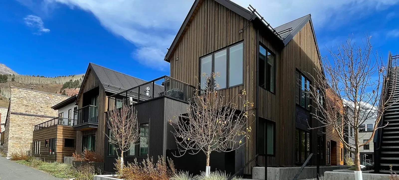 LOFT HOUSE 101 AT TRANSFER