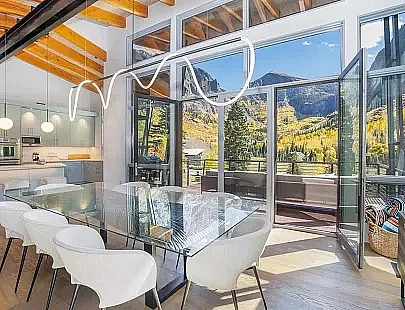 Bridal Veil Retreat
