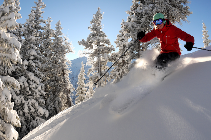Skiing in Telluride